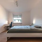 Hostel Vipavska House