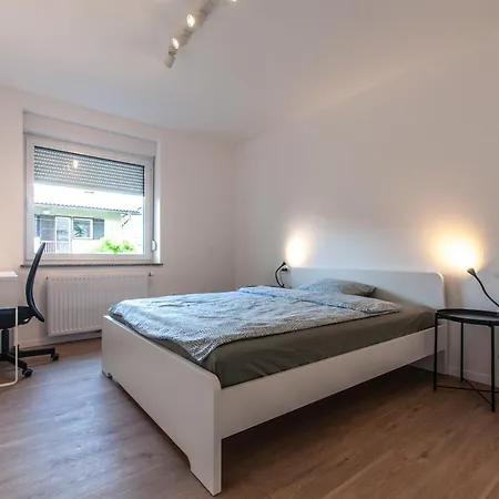 Vipavska House Hostel *