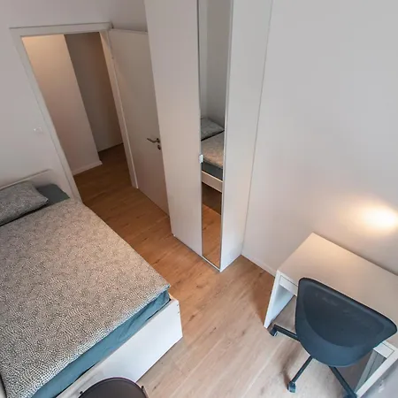 Vipavska House Hostel *