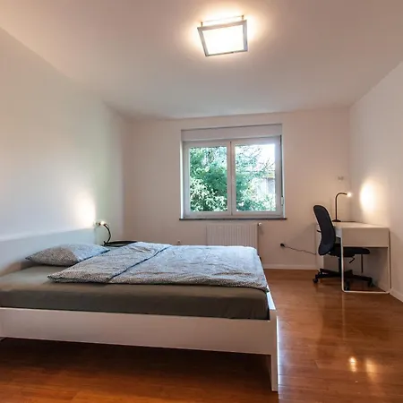 Vipavska House * Lubiana