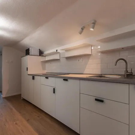 Vipavska House Hostel