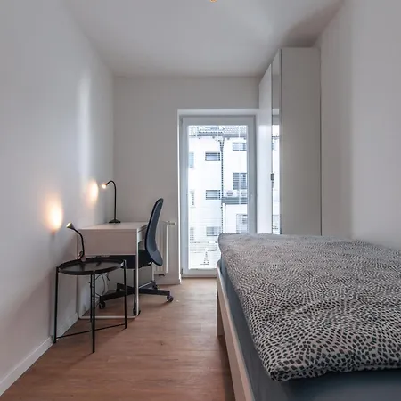 Vipavska House Hostel *