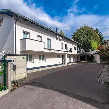 Vipavska House Auberge de jeunesse