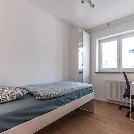 Hostal Vipavska House *