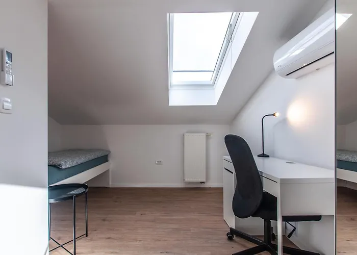 Hostel Vipavska House